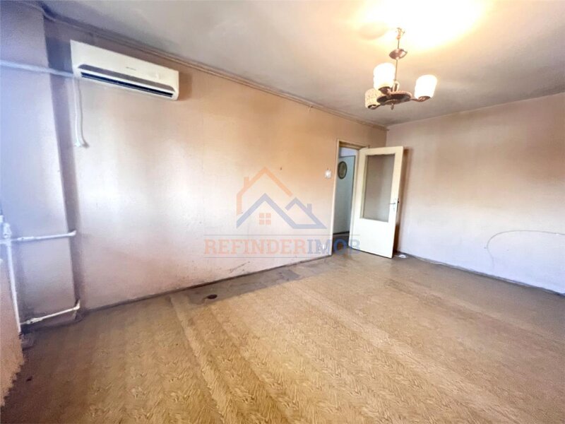 Drumul Taberei, Metrou Valea Ialomitei, apartament 3 camere, bloc 1980.